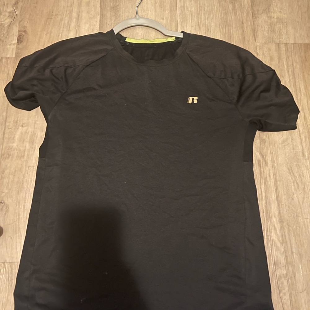 Russell Black and yellow Athletic T-Shirt